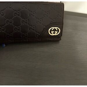 EUC - Gucci Guccissima Embossed Signature Icon Continental Wallet